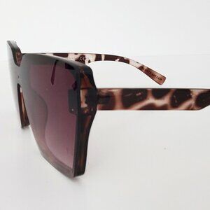 Martha Stewart Women's Cat Eye Square Sunglasses MS168 Shield UVA UVB Protection